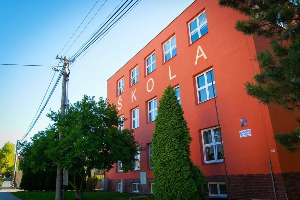 Základní a mateřská škola