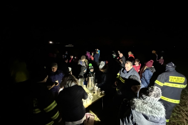 Ohňostrojem na hřišti jsme přivítali nový rok 2024