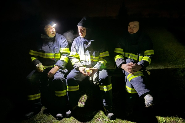 Ohňostrojem na hřišti jsme přivítali nový rok 2024