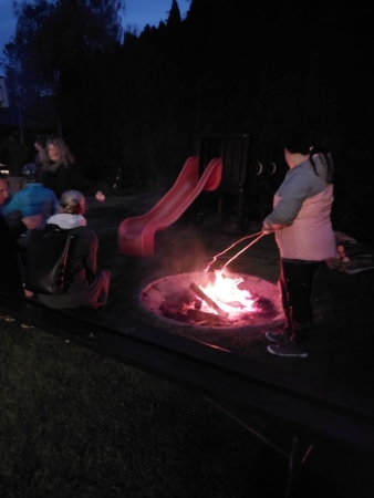 Tradiční dlabání dýní u kulturního domu oslavilo Haloween