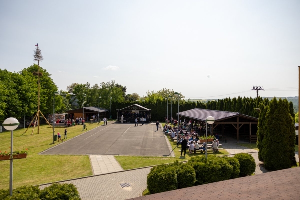 Kácení máje bylo spojeno s oslavami 135 let od založení místního hasičského sboru