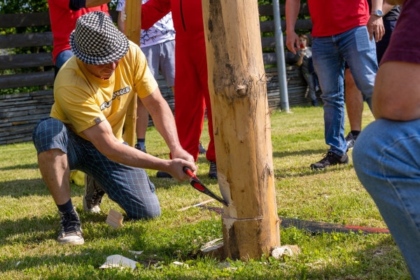 Kácení máje bylo spojeno s oslavami 135 let od založení místního hasičského sboru