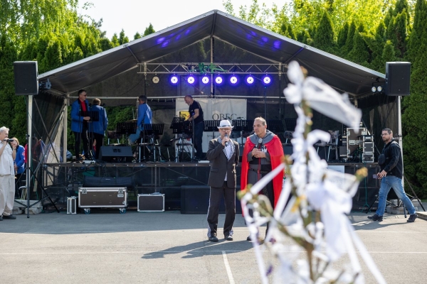 Kácení máje bylo spojeno s oslavami 135 let od založení místního hasičského sboru