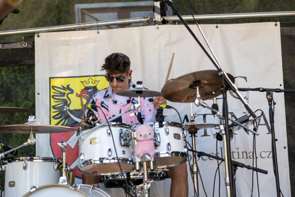 Kácení máje bylo spojeno s oslavami 135 let od založení místního hasičského sboru