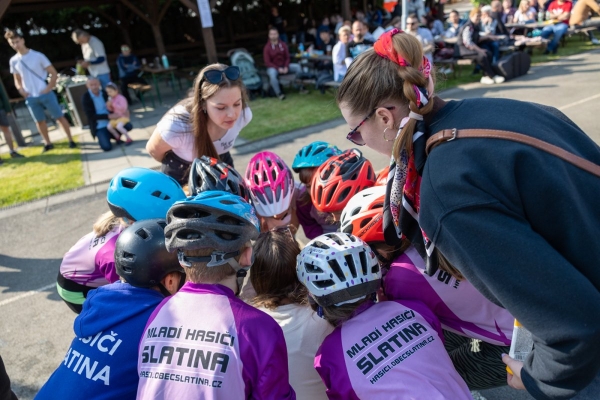 Kácení máje bylo spojeno s oslavami 135 let od založení místního hasičského sboru