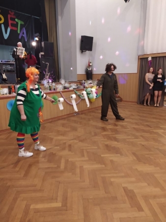 Kulturní dům hostil Maškarní ples pro dospělé