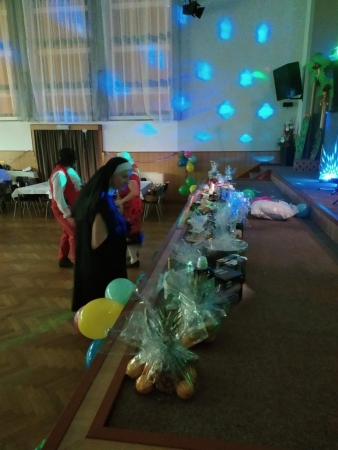 Kulturní dům hostil Maškarní ples pro dospělé