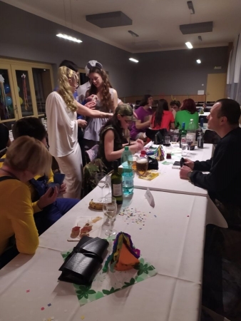 Kulturní dům hostil Maškarní ples pro dospělé