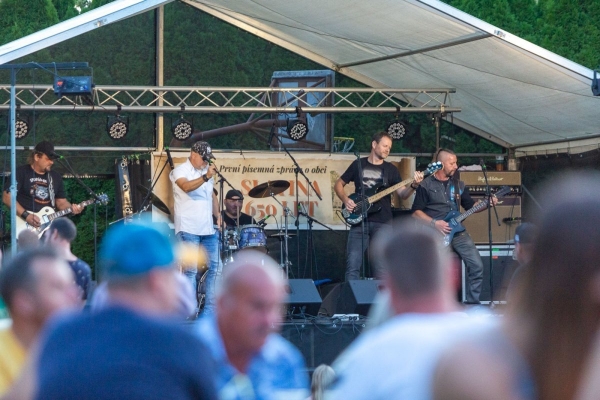 Občané si připomněli 650 let od první písemné zmínky o obci Slatina