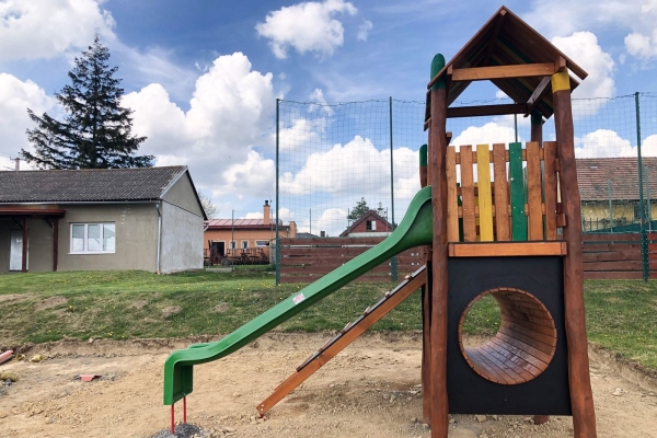 Ve Slatině i na Novém Světě brzy otevřeme nová hřiště pro děti