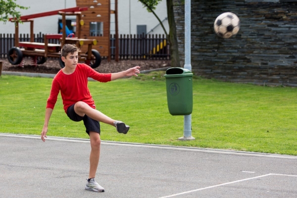 Ve Slatině se bojovalo o pohár starosty obce v nohejbale