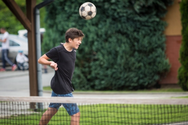 Ve Slatině se bojovalo o pohár starosty obce v nohejbale