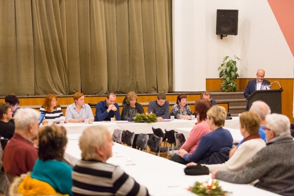 Páté zasedání Zastupitelstva obce Slatina bylo posledním v letošním roce