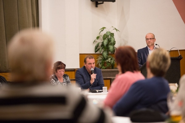 Páté zasedání Zastupitelstva obce Slatina bylo posledním v letošním roce