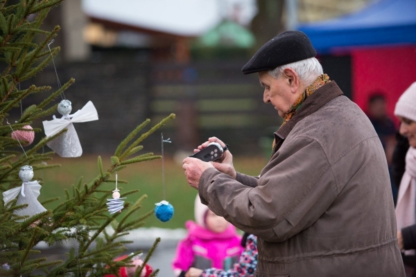 Sedmý ročník tradičního Adventního setkání občanů nejen Slatiny a Nového Světa proběhl v sobotu
