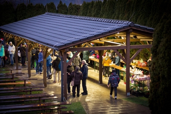 Sedmý ročník tradičního Adventního setkání občanů nejen Slatiny a Nového Světa proběhl v sobotu