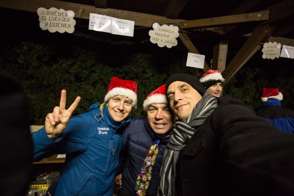 Sedmý ročník tradičního Adventního setkání občanů nejen Slatiny a Nového Světa proběhl v sobotu