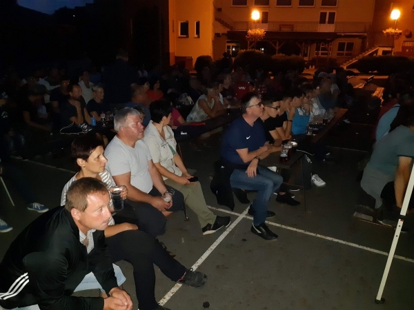 Páteční letní kino zaplnilo prostranství u kulturního domu