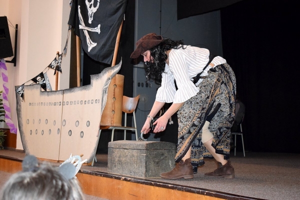 Dětský maškarní ples zaplnil v sobotu odpoledne sál slatinského kulturního domu