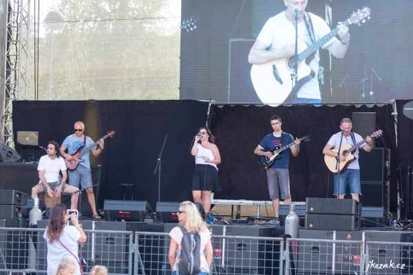 Už dvacet let se ve Slatině setkáváme Jako Za Mlada