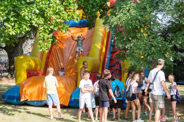 Už dvacet let se ve Slatině setkáváme Jako Za Mlada