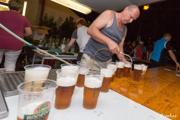 Už dvacet let se ve Slatině setkáváme Jako Za Mlada