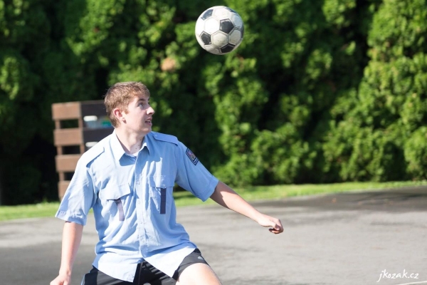 Tradičního nohejbalového turnaje O putovní pohár starosty obce Slatina se zúčastnila čtyři družstva