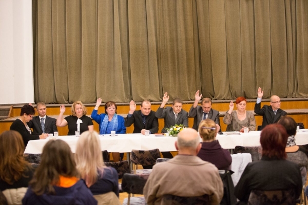 V kulturním domě proběhlo ustavující zasedání Zastupitelstva obce Slatina