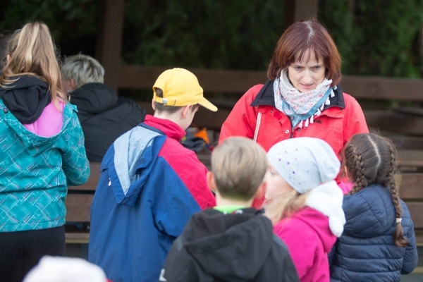 Slatinské děti slavily Halloween, dlabání dýní doprovodily soutěže a lampiónový průvod